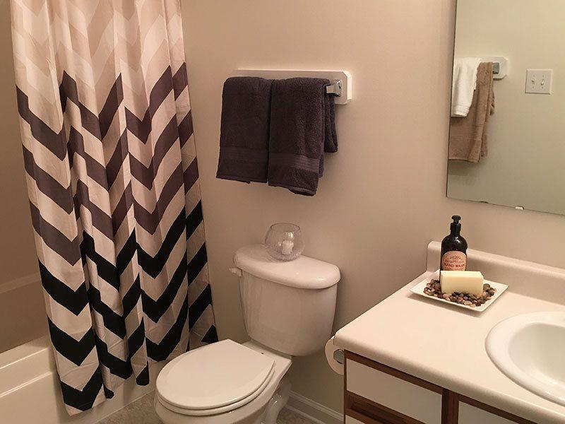 Bathroom | Hidden Lake