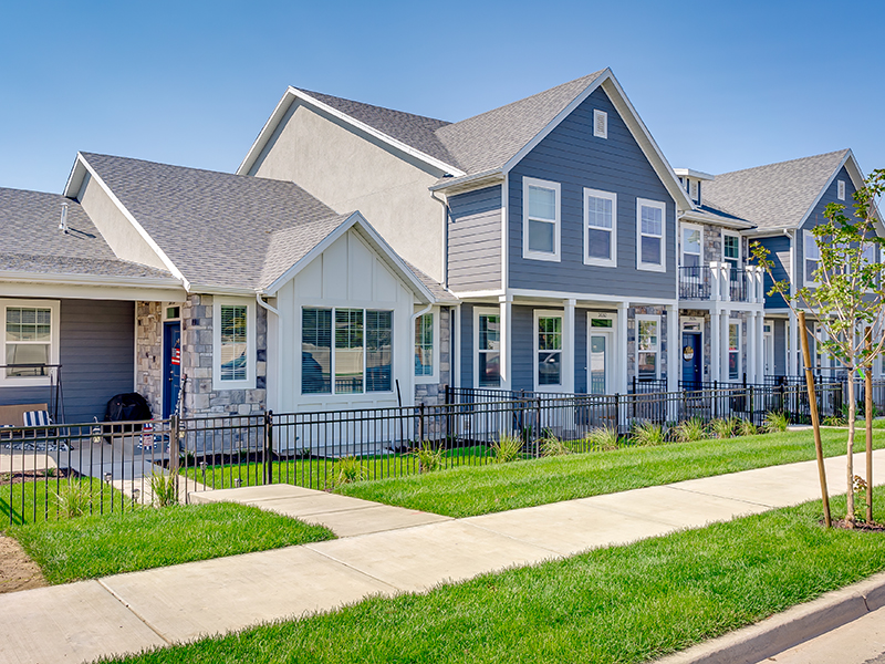 Exterior | The Park Townhomes in Layton, UT