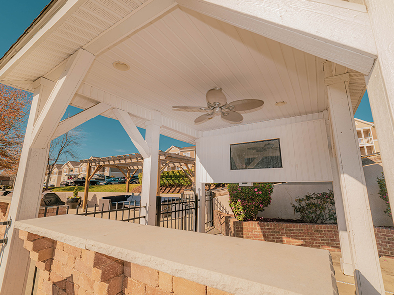 Outdoor Area | Reserve at Stone Hollow Apartments in Charlotte, NC
