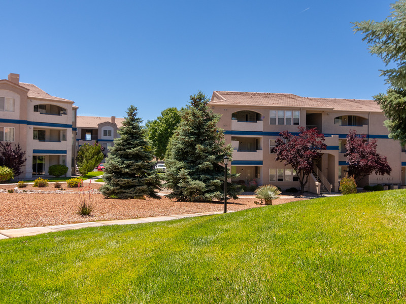 Beautiful Landscaping | Allegro at Tanoan Apartments in Albuquerque, NM
