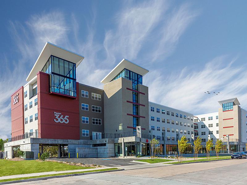 Exterior | Paxton 365