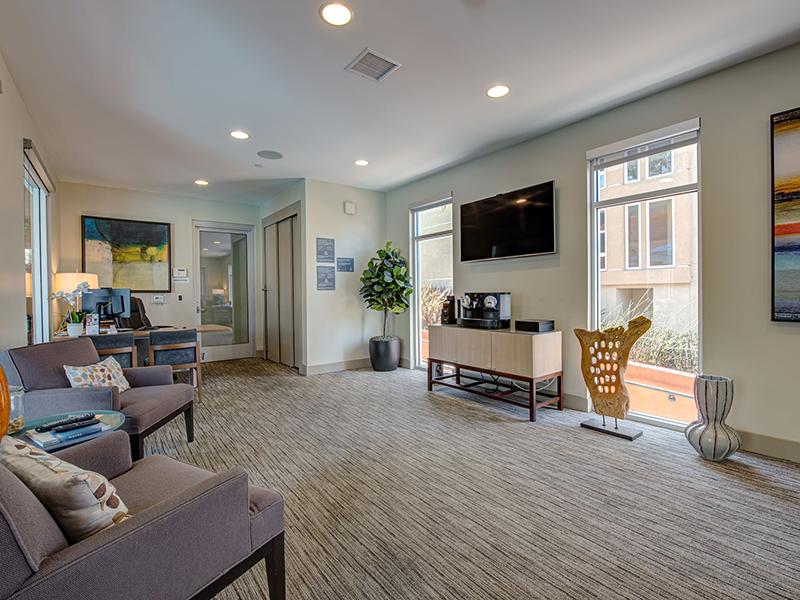 Harborside Marina Bay Apartments in Marina Del Rey, CA