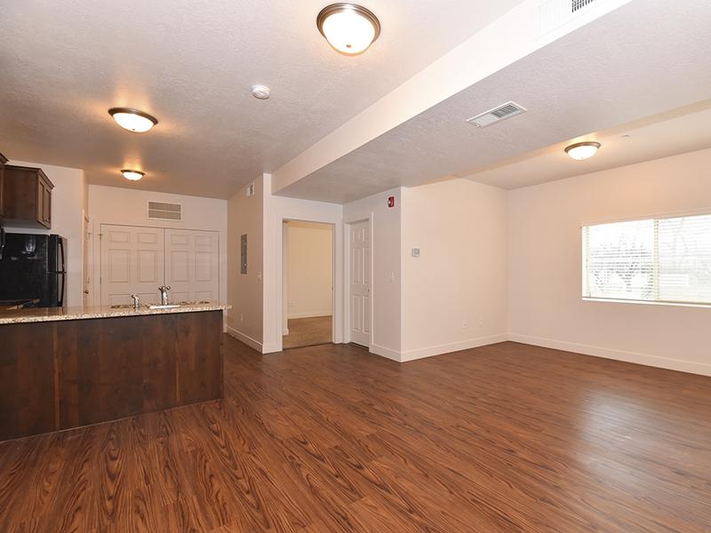 Room | Pine Cove apartments