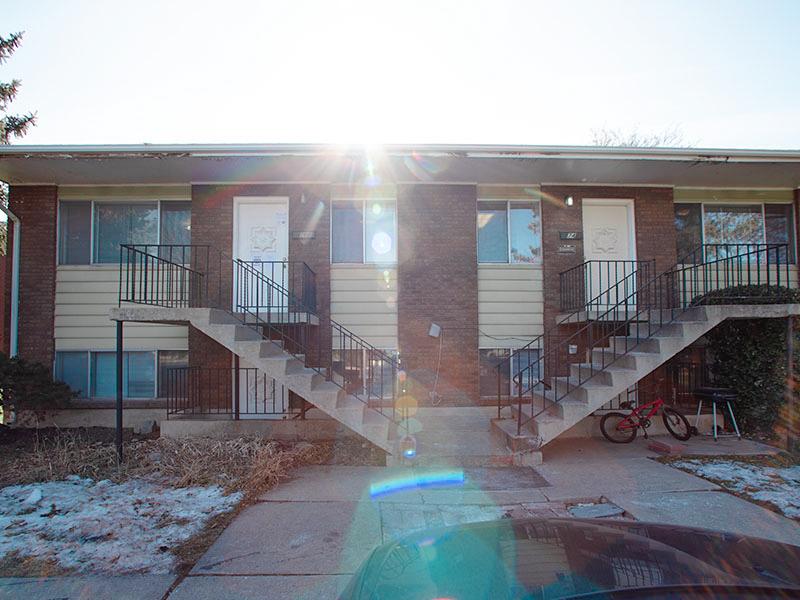 Apartment Exterior | Cascade Ridge