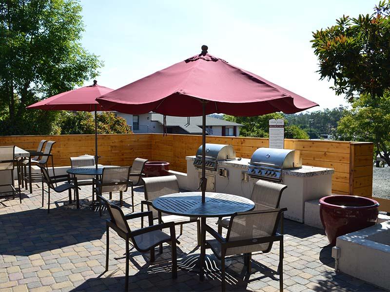 BBQ Grills | Hillside Terrace