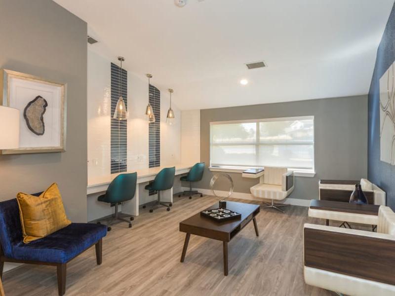 Lounge | The Preserve at City Center Aurora Apartments