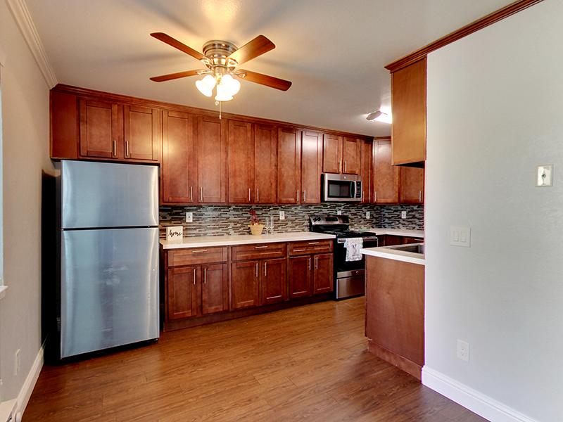 Kitchen | Hampshire Apartments in Redwood City, CA