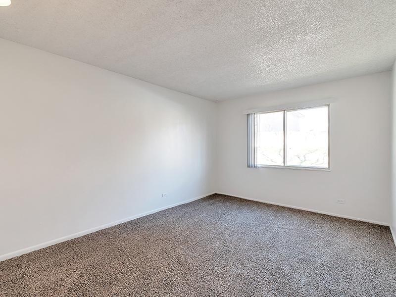 Room | Falcon Run Apartments