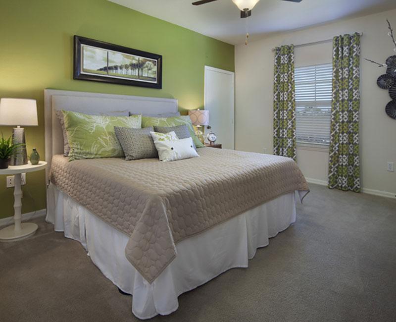 Veranda at Westchase Apartments in Tampa, FL 33635 | Market Apartments