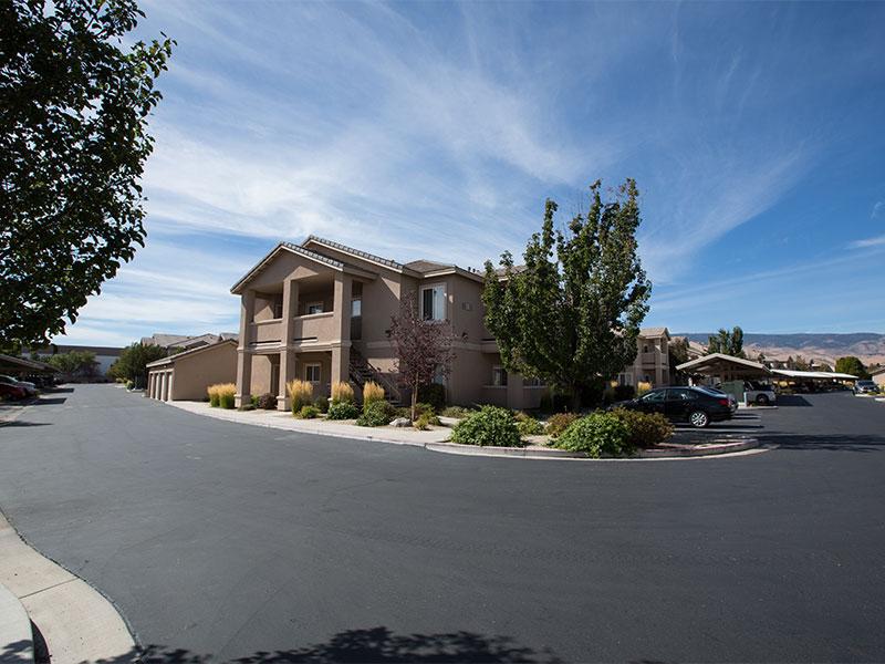 Horizons at South Meadows Apartments in Reno, NV 89521 Market Apartments