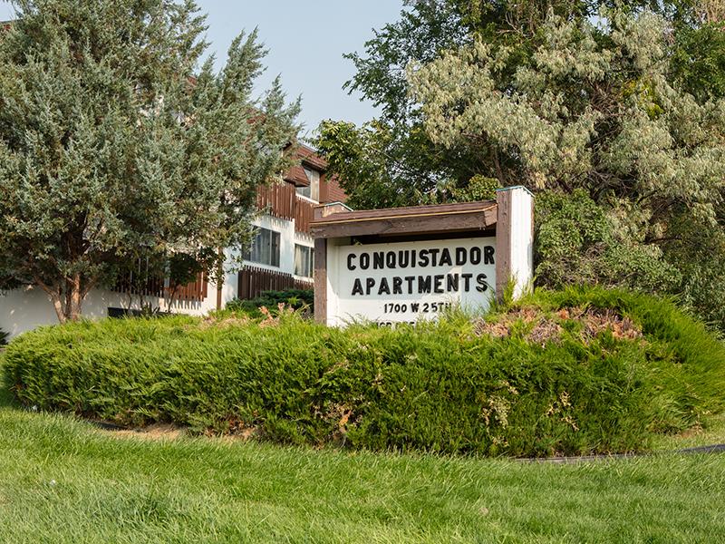 Monument Sign | Conquistador Apartments