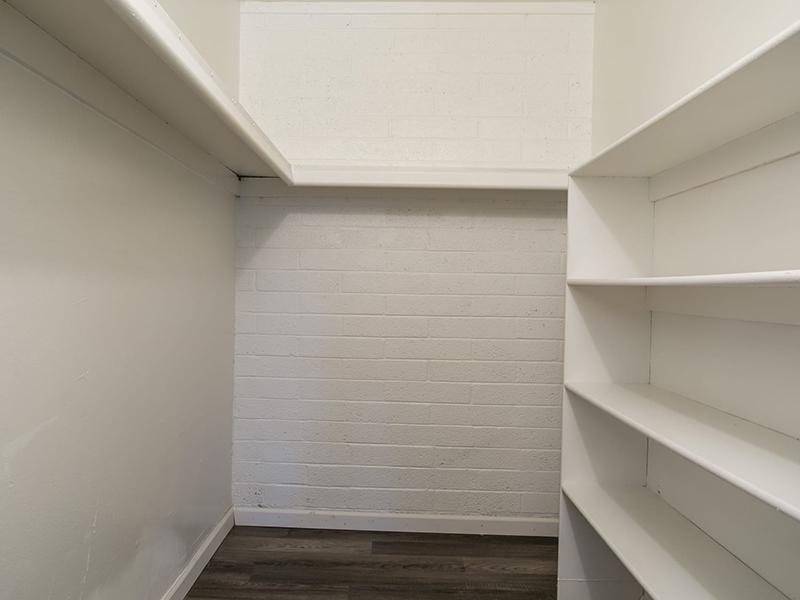Closet | Park 67 Apartments in Glendale, AZ