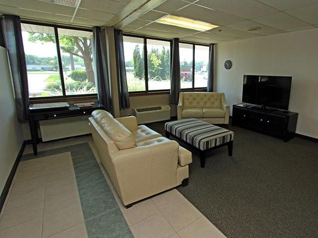 Ridgewood Towers Apartments in Moline, Illinois