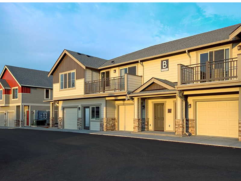 Exterior | The Outlook