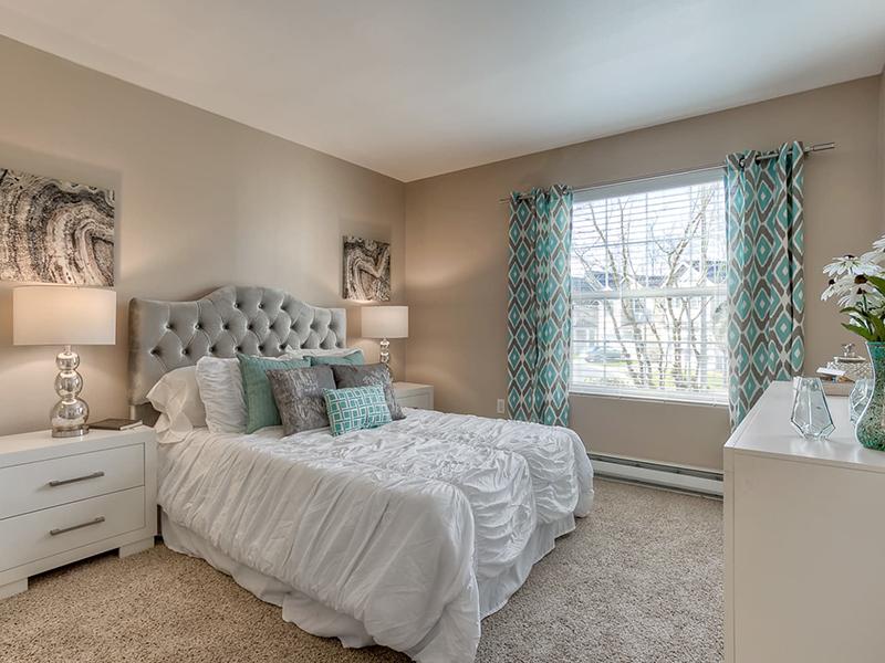 Bedroom | Pebble Cove Apartments in Renton, WA