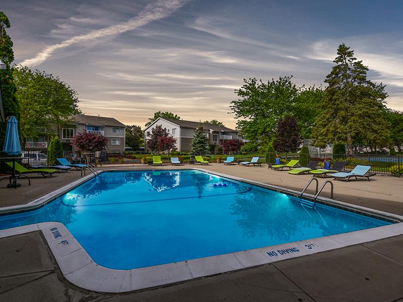 Outdoor Pool | Township Square Apartments in Saginaw, MI