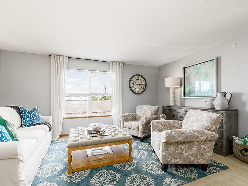 Living Room | Sawmill Crossing