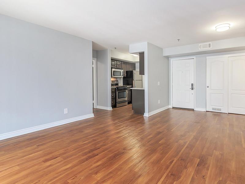 Living Room & Kitchen | Hollywood View Towers