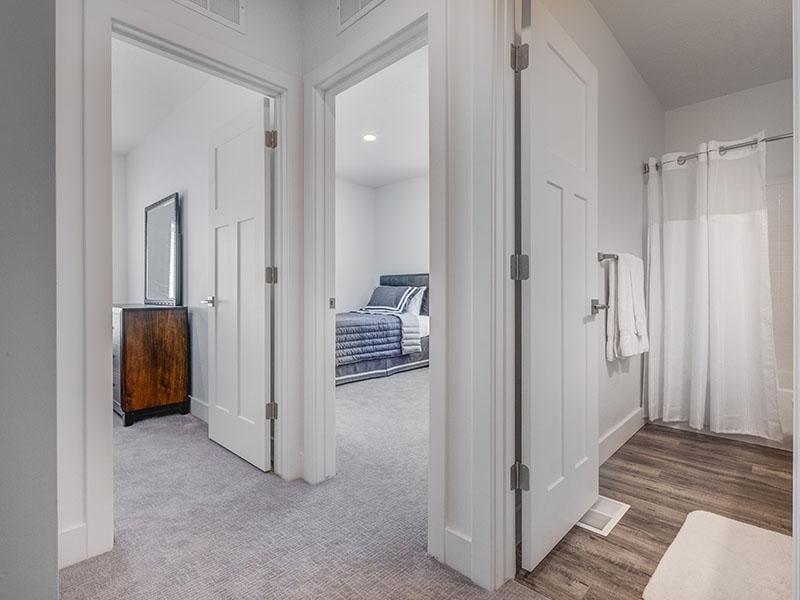 Hallway | Coventry Townhomes