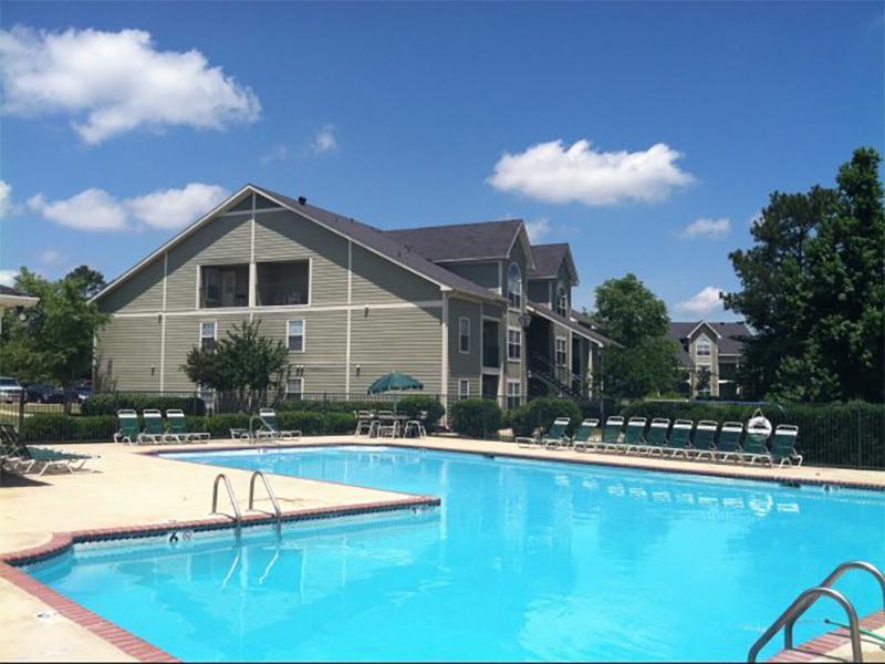 Spring Lake Apartments in Byram, MS 39272 Market Apartments