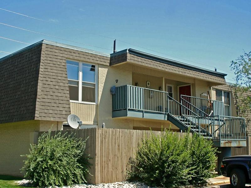 Exterior | Parkview Terrace Apartments in Thornton, CO