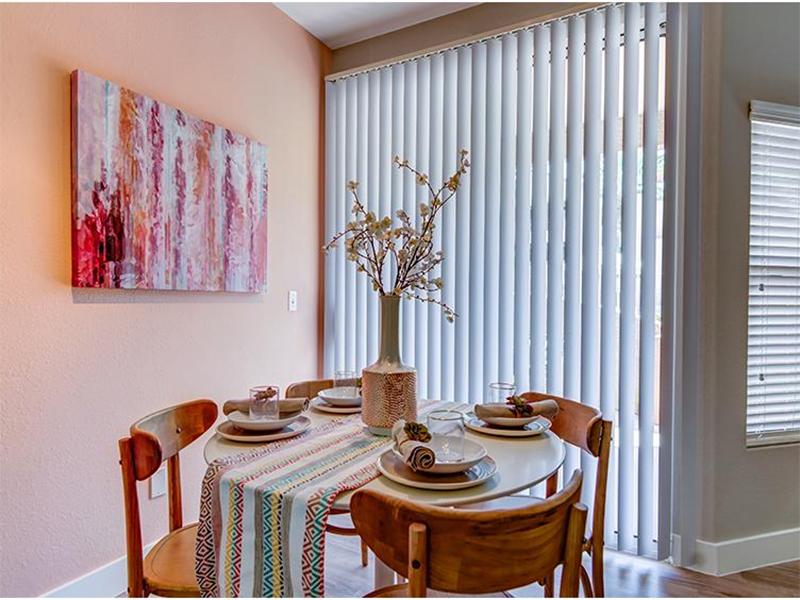 Dining Space - Apartments in Phoenix, AZ