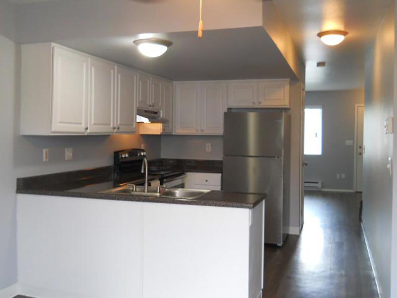 Kitchen | Carefree Village Townhomes
