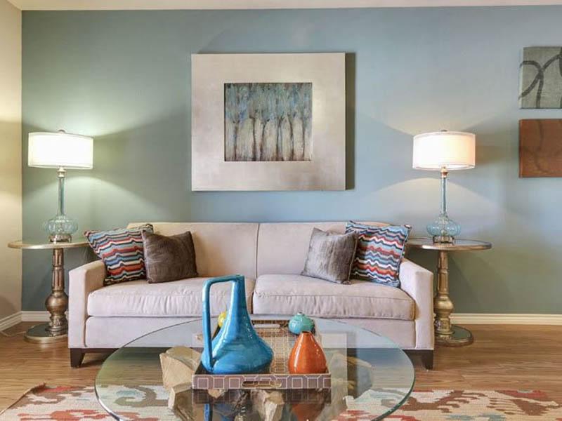 Front Room | Highpointe Park
