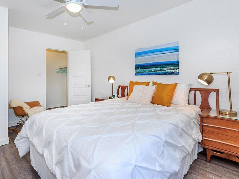 Bedroom | 1133 West 5th