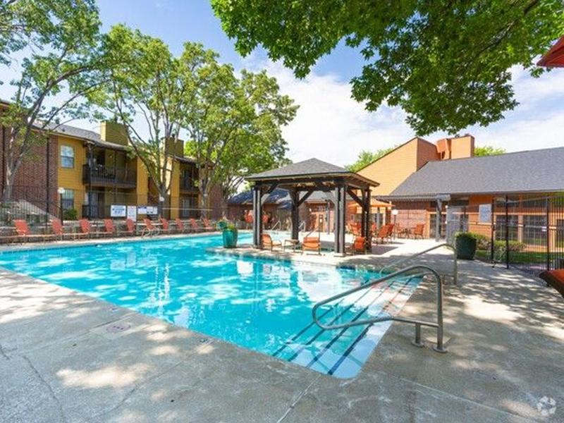 Swimming Pool | Northpointe Village Apartments