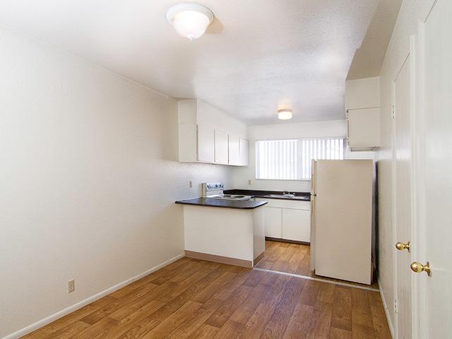 Kitchen | Atherton Park Apartments