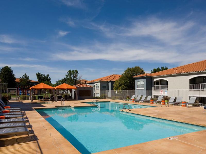 Swimming Pool | La Ventana ABQ Apartments