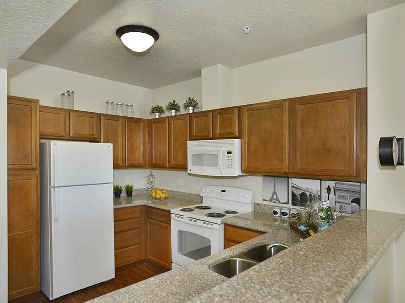Kitchen | Birkhill Apartments in Murray, UT