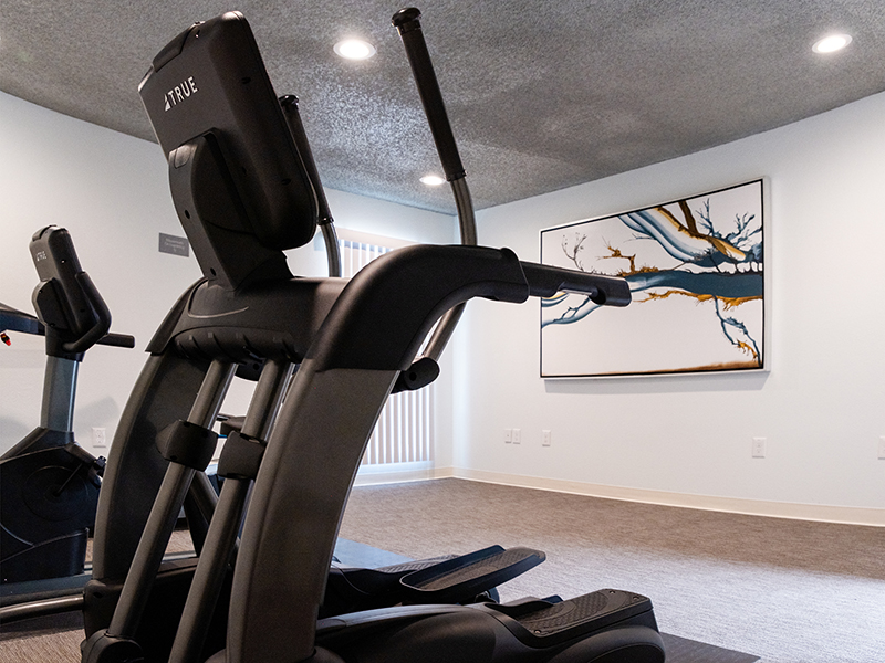 Fitness Center | Parkside Villa Apartments in Fairfield, CA