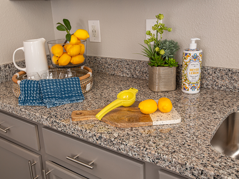 Fully Equipped Kitchen | High Rock 5300 Apartments in Sparks, NV