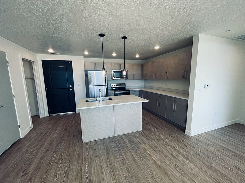 Large Kitchen | Canyon Vista Apartments in Draper, UT