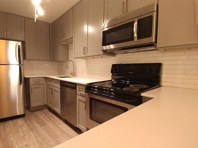 Updated Kitchen | Calaveras South Apartments