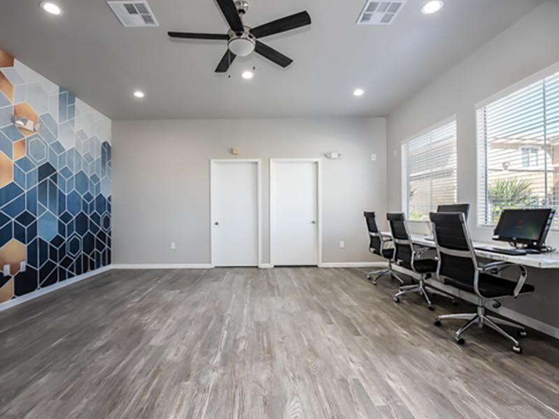 Business Center | Silver Creek
