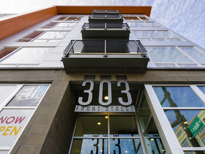 Entrance | 303 Front Street Apartments in Columbus, OH