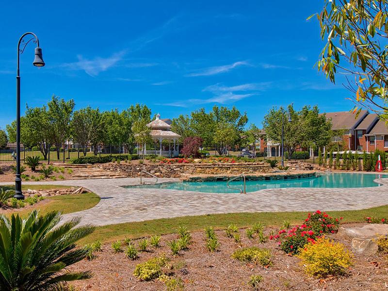 Swimming Pool | Central Park Apartments in Montgomery, AL