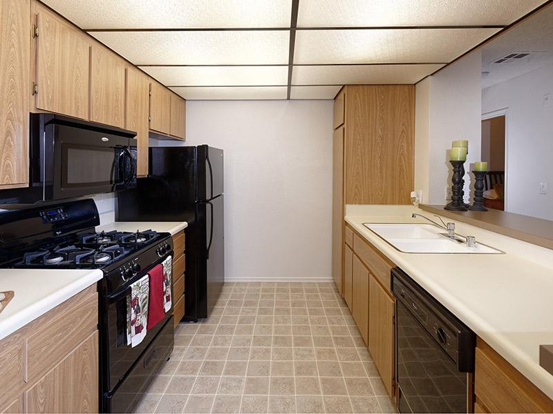 Chaparral Apts in Palmdale, CA