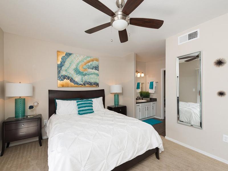 Bedroom | Allegro Apartments