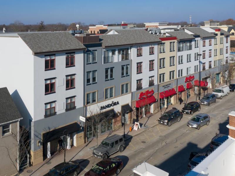 Building Exterior | One Nineteen on Main