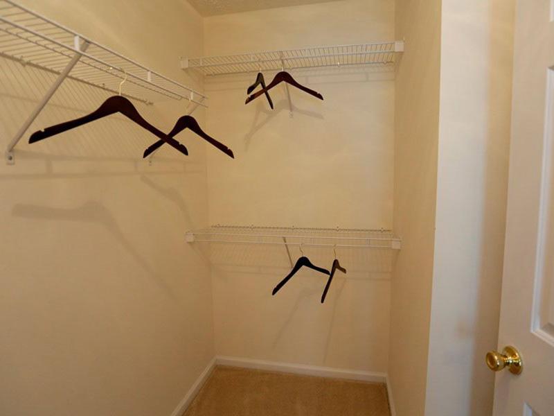 Closet | Hidden Lake