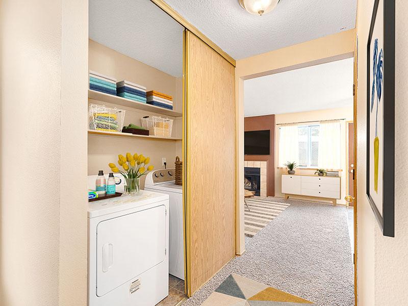Washer & Dryer | Veri Vancouver Apartments in Vancouver, WA