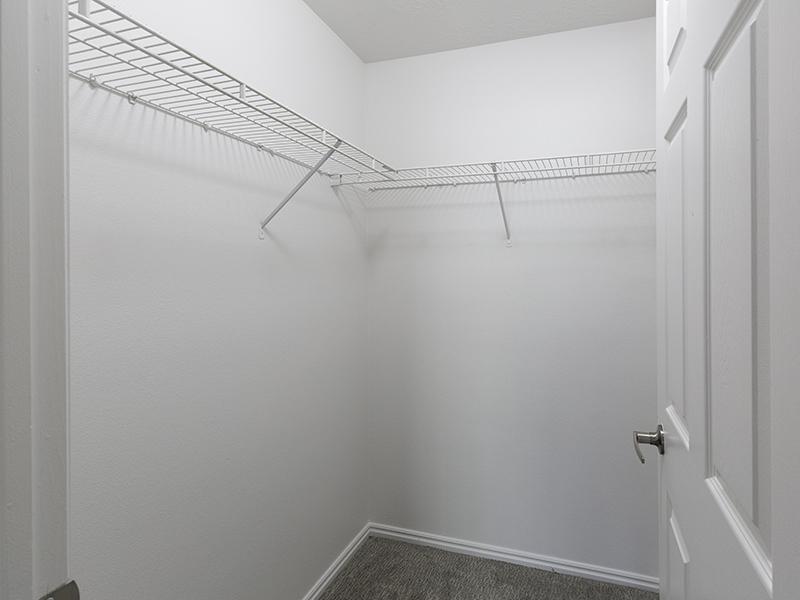 Closet | Woodgate Apartments