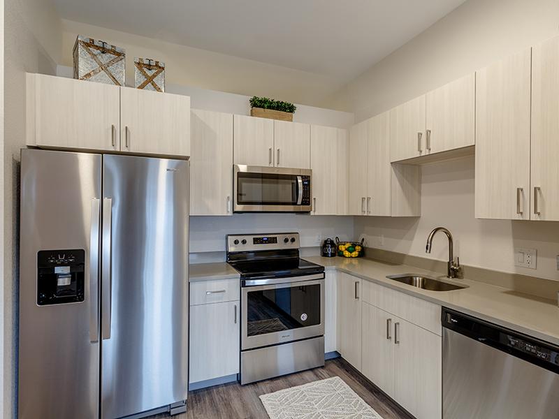 Kitchen | 1600 Hoyt