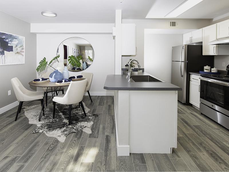 Maison's Landing Apartments in Taylorsville, UT 84123 Market Apartments