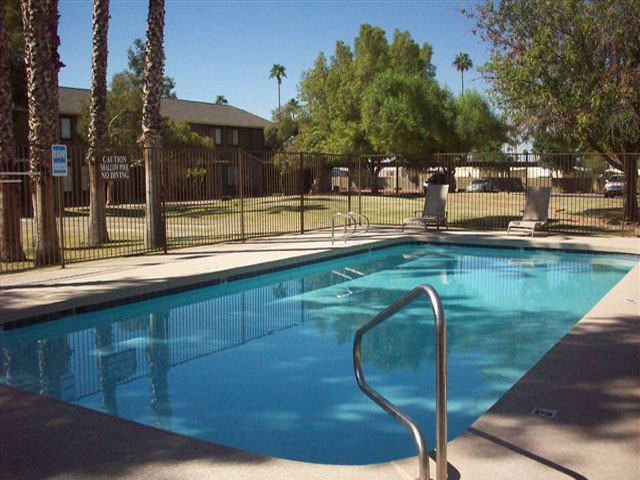 Falcon Glen Apartments in Mesa, AZ 85205 Market Apartments