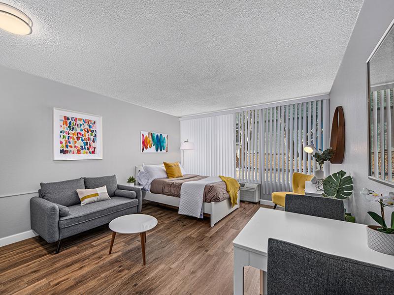 Bedroom | The Incline Apartments